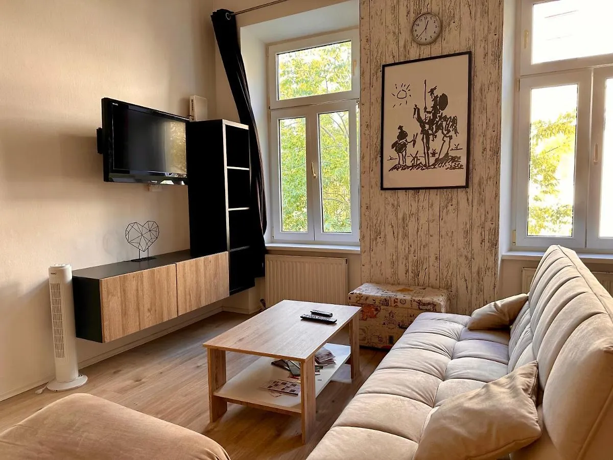 Cozy Apartment Elterleinplatz - Quiet & Close To Center